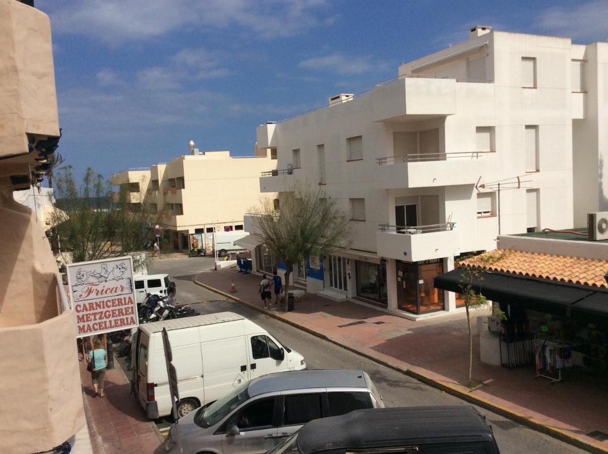 Es Pujols Isla De La Calma Apartment Ngoại thất bức ảnh