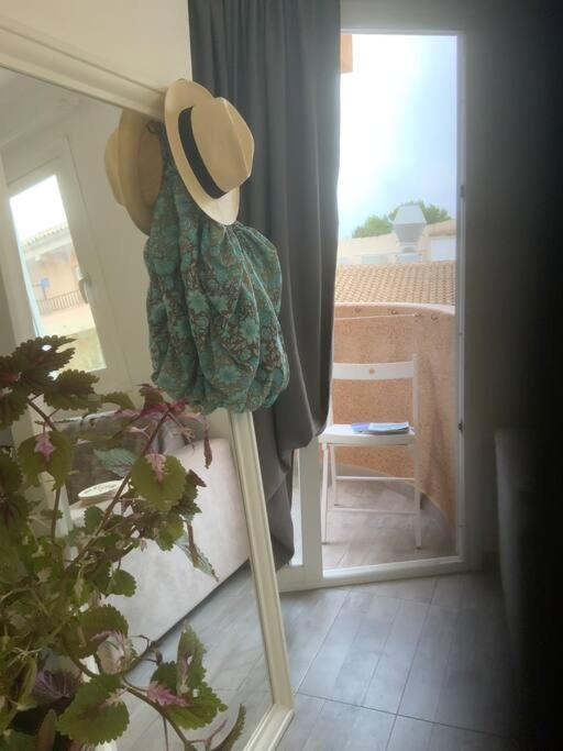 Es Pujols Isla De La Calma Apartment Ngoại thất bức ảnh